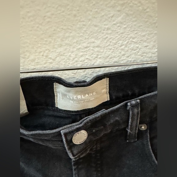 Everlane Black Straight Leg Jeans - Picture 5 of 5
